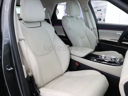 Genesis GV70 2.5T 2025 года за 28 390 000 тг. в Костанай – фото 11