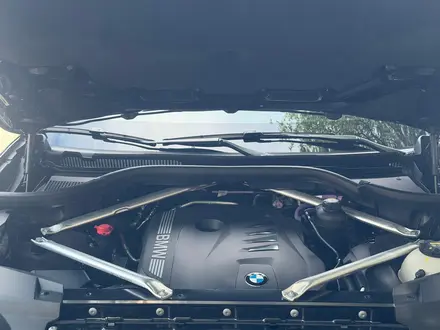 BMW X7 2022 года за 60 000 000 тг. в Караганда – фото 24