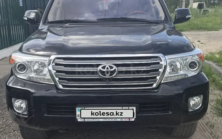 Toyota Land Cruiser 2013 года за 22 600 000 тг. в Актобе