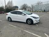 Hyundai Elantra 2015 года за 6 200 000 тг. в Шымкент – фото 2