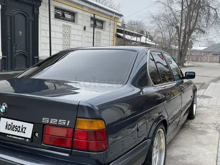 BMW 525 1995 года за 2 900 000 тг. в Шымкент – фото 16