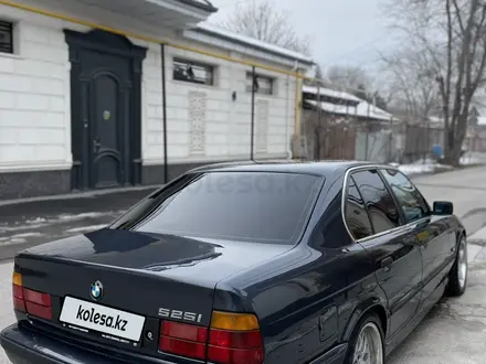 BMW 525 1995 года за 2 900 000 тг. в Шымкент – фото 5