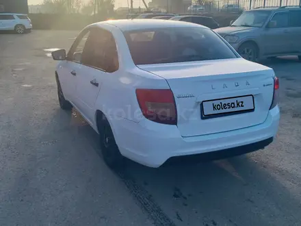 ВАЗ (Lada) Granta 2190 2019 года за 3 500 000 тг. в Актобе – фото 4