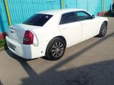 Chrysler 300C 2008 года за 5 400 000 тг. в Алматы – фото 4