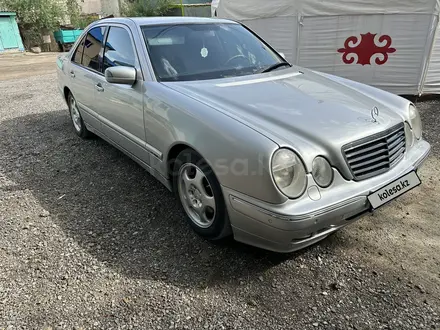 Mercedes-Benz E 240 2000 года за 5 500 000 тг. в Кызылорда – фото 4