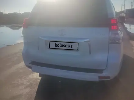 Toyota Land Cruiser Prado 2012 года за 13 999 999 тг. в Атырау – фото 3