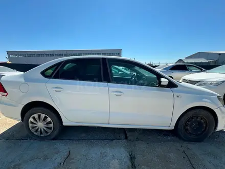 Volkswagen Polo 2017 года за 4 026 066 тг. в Атырау – фото 5