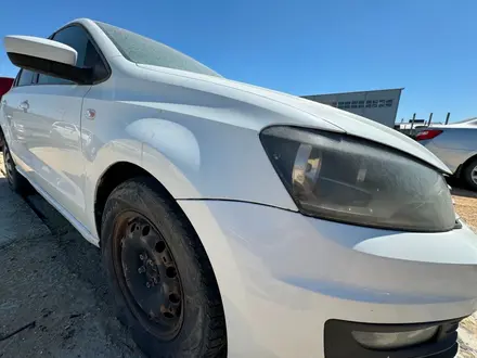 Volkswagen Polo 2017 года за 4 026 066 тг. в Атырау – фото 86