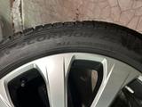 Новые диски 5 шт с летними шинами (Pirelli 285/40 R23) 5шт на Рэндж Ровер за 7 500 000 тг. в Алматы – фото 3
