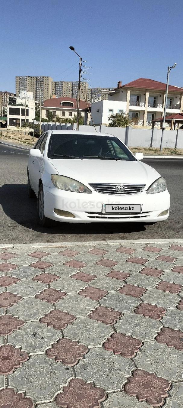 Toyota Camry 2004 г.