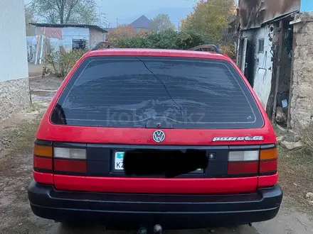 Volkswagen Passat 1992 года за 1 200 000 тг. в Алматы – фото 2