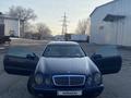 Mercedes-Benz CLK 230 1998 годаүшін3 000 000 тг. в Алматы – фото 2