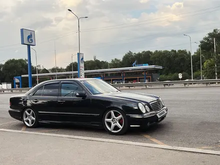 Mercedes-Benz E 55 AMG 2001 года за 9 000 000 тг. в Алматы – фото 5