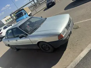 Audi 80