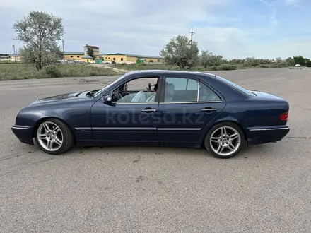 Mercedes-Benz E 320 2001 года за 5 300 000 тг. в Алматы – фото 3