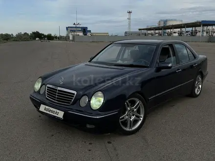Mercedes-Benz E 320 2001 года за 5 300 000 тг. в Алматы