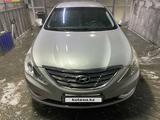 Hyundai Sonata 2010 года за 4 300 000 тг. в Алматы – фото 2