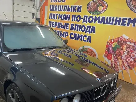 BMW 525 1993 года за 1 700 000 тг. в Шиели – фото 4