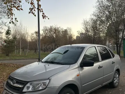 ВАЗ (Lada) Granta 2190 2015 года за 2 700 000 тг. в Астана – фото 2