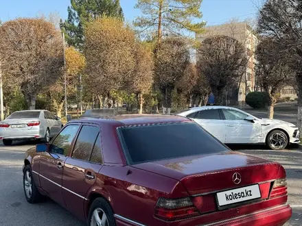 Mercedes-Benz E 260 1989 года за 1 350 000 тг. в Тараз – фото 3