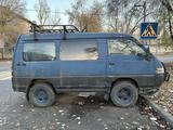 Mitsubishi Delica 1997 годаfor300 000 тг. в Алматы – фото 3