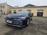 Toyota Avalon 2019 года за 12 100 000 тг. в Атырау