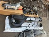 Бампер передний TOYOTA HILUX за 10 000 тг. в Алматы – фото 4