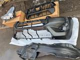 Бампер передний TOYOTA HILUX за 10 000 тг. в Алматы