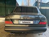 Mercedes-Benz E 300 1989 года за 2 200 000 тг. в Алматы – фото 5