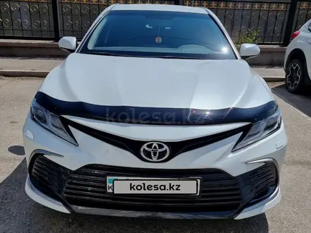 Toyota Camry 2021 года за 14 600 000 тг. в Алматы – фото 6