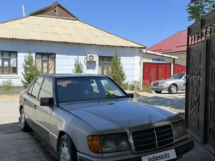 Mercedes-Benz E 230 1991 года за 1 000 000 тг. в Туркестан