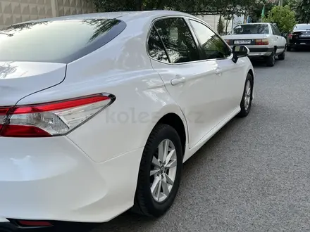 Toyota Camry 2018 года за 6 500 000 тг. в Павлодар – фото 4