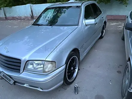 Mercedes-Benz C 220 1996 года за 2 600 000 тг. в Караганда – фото 12