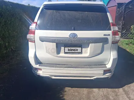 Toyota Land Cruiser Prado 2017 года за 14 500 000 тг. в Актобе – фото 2