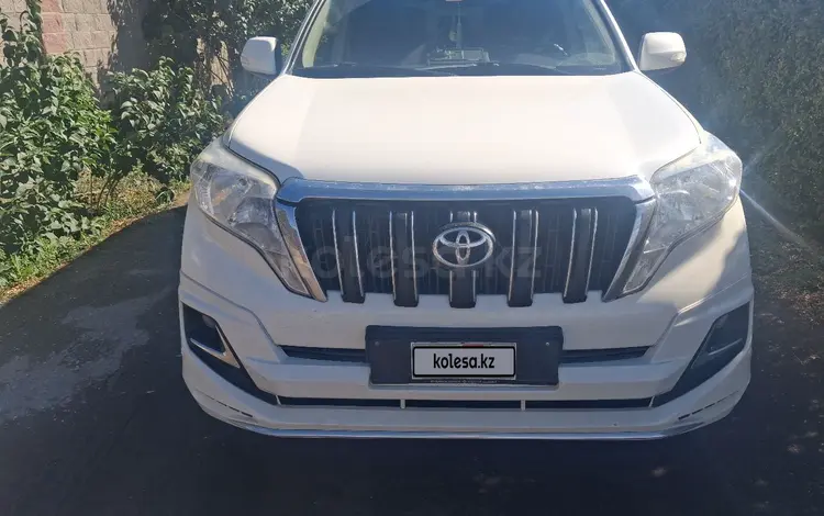 Toyota Land Cruiser Prado 2017 года за 14 500 000 тг. в Актобе