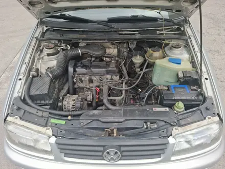 Volkswagen Passat 1995 года за 3 000 000 тг. в Шымкент – фото 10