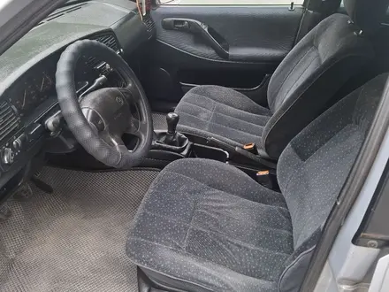 Volkswagen Passat 1995 года за 3 000 000 тг. в Шымкент – фото 11
