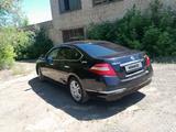 Nissan Teana 2009 года за 3 300 000 тг. в Уральск – фото 2