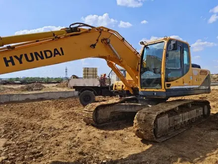Hyundai  R220LC 2013 года за 25 000 000 тг. в Астана