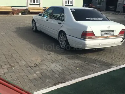 Mercedes-Benz S 500 1998 года за 5 000 000 тг. в Петропавловск – фото 2