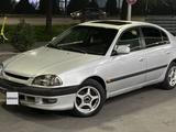 Toyota Avensis 1998 годаүшін1 350 000 тг. в Алматы