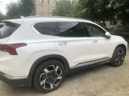 Hyundai Santa Fe 2023 года за 22 000 000 тг. в Атырау – фото 4