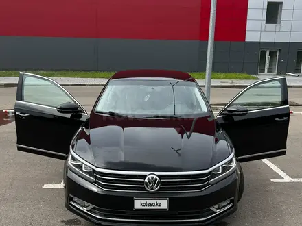 Volkswagen Passat 2016 года за 6 300 000 тг. в Павлодар