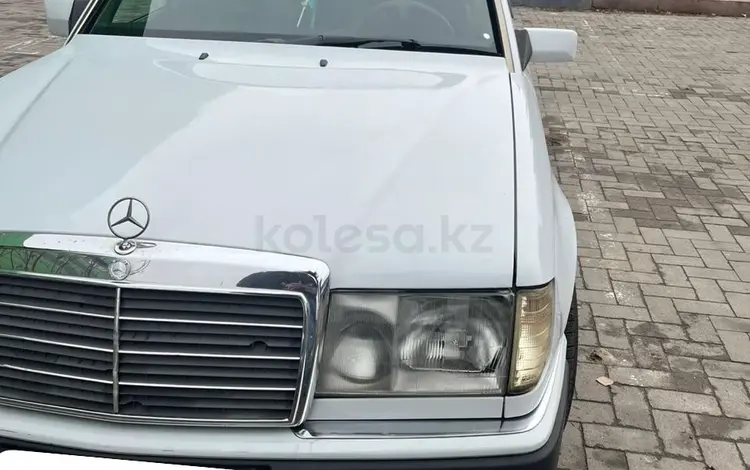 Mercedes-Benz E 300 1991 года за 1 900 000 тг. в Алматы