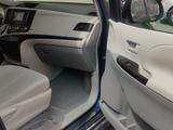 Toyota Sienna 2011 года за 10 500 000 тг. в Атырау – фото 4