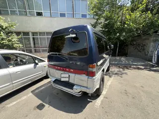 Mitsubishi Delica