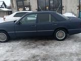 Mercedes-Benz E 230 1992 годаүшін1 250 000 тг. в Караганда – фото 4