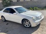 Mercedes-Benz C 200 2002 годаүшін2 600 000 тг. в Актау – фото 3