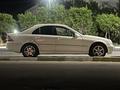 Mercedes-Benz C 200 2002 годаfor2 600 000 тг. в Актау – фото 7