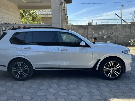 BMW X7 2021 года за 43 500 000 тг. в Алматы – фото 2